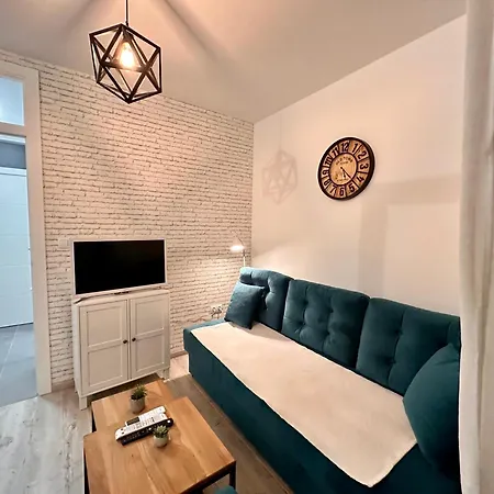 Lux Iii Apartment